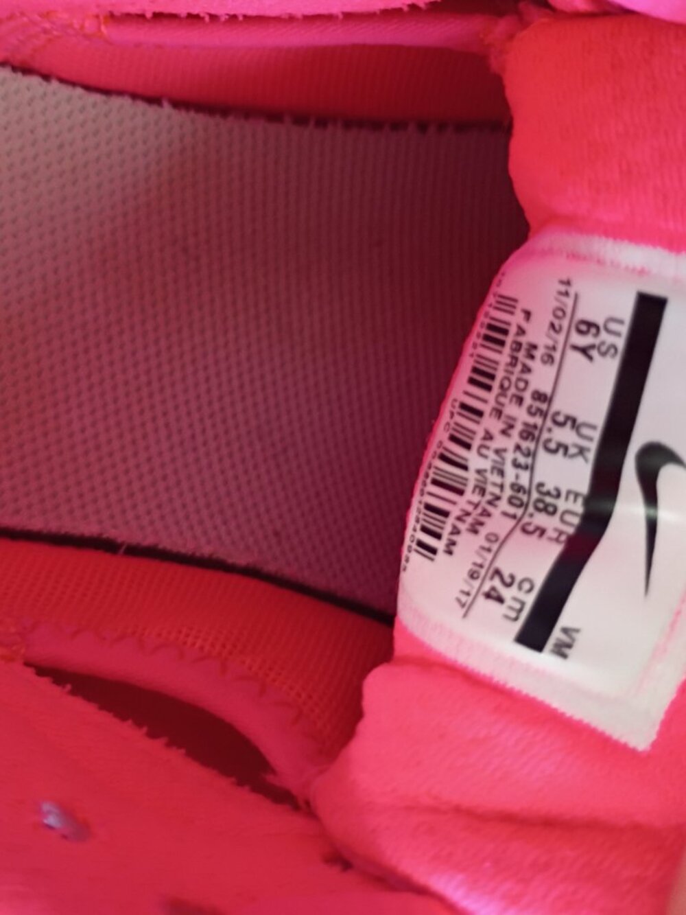 Nike size 6Y 24cm - Picture 3 of 6